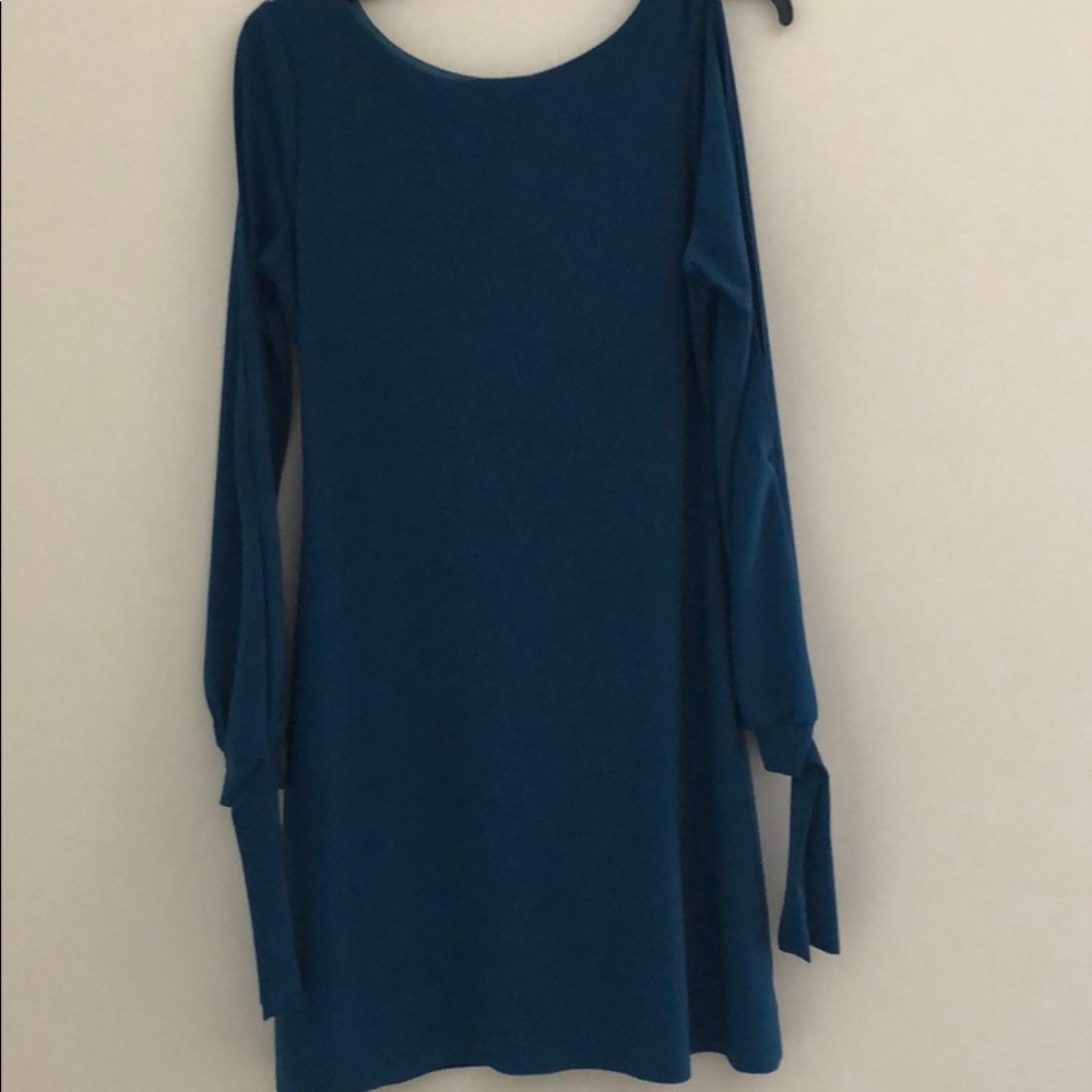 Un Deux Trous Dress